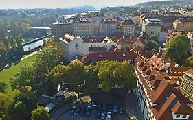 Pytloun Old Armoury Hotel Prague, Stará Zbrojnice